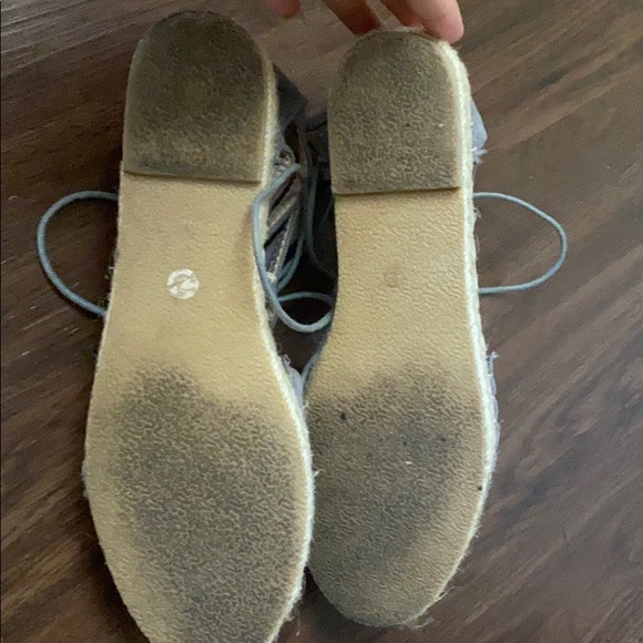 Espadrilles - Picture 4 of 5